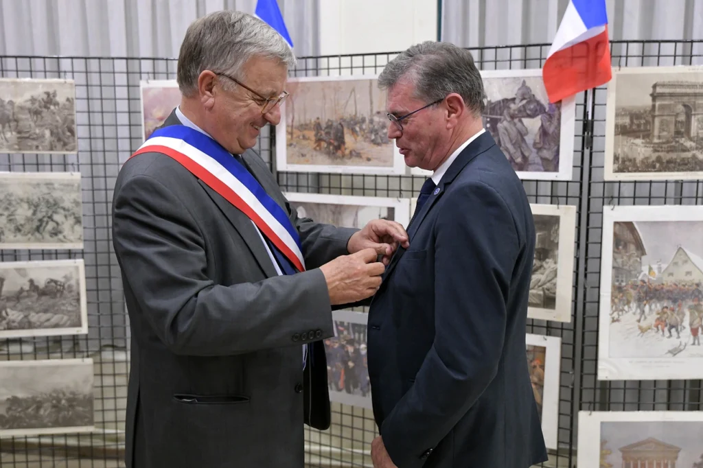 Diego USSA Football Médaille CROIX