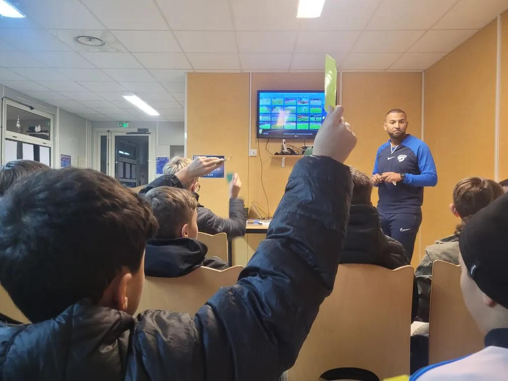 Arbitrage USSA Football